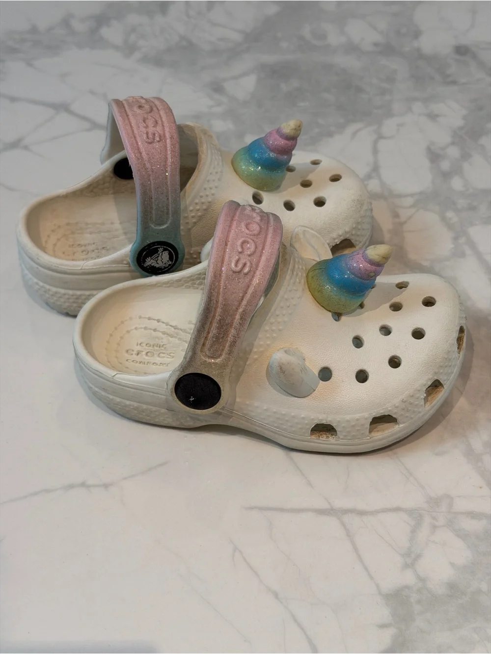 CROCS Kids White w/ Rainbow Unicorn Sz 6 (baby/toddler)